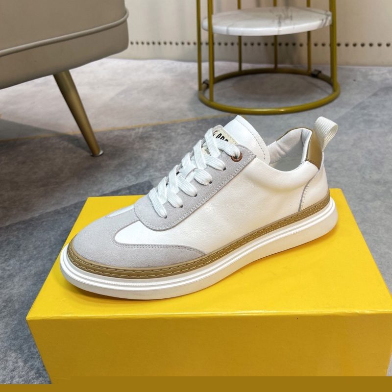 Pra*a casual shoes